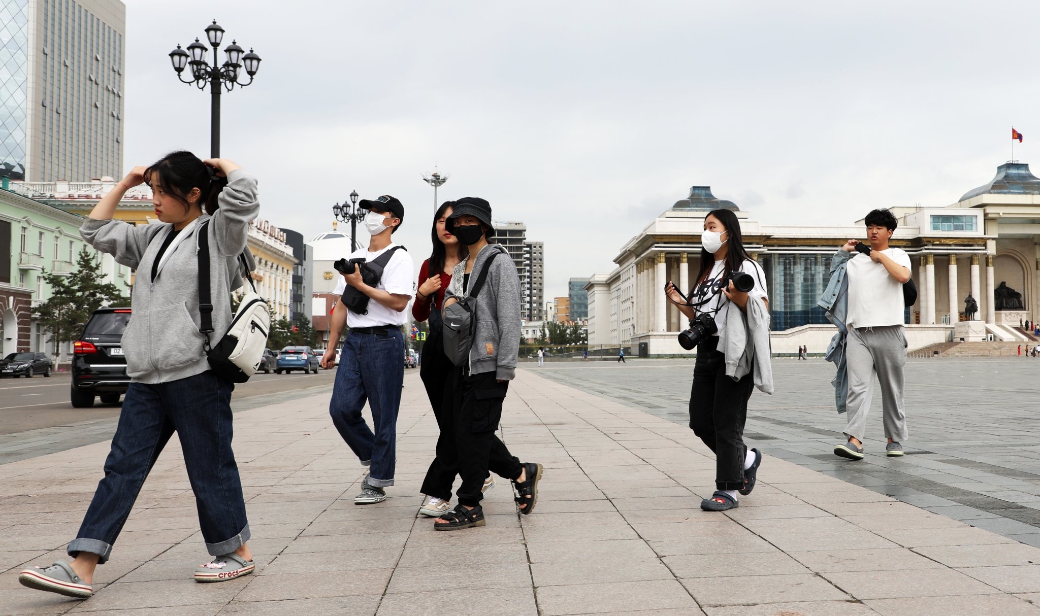 “Монголд зочлох жил”