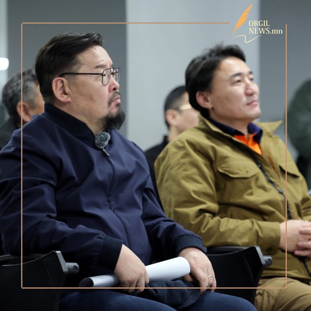 Газрын тос боловсруулах үйлдвэрийн төслийн явцтай Ерөнхий сайд Г.Занданшатар өнөөдөр газар дээр нь очиж танилцлаа .